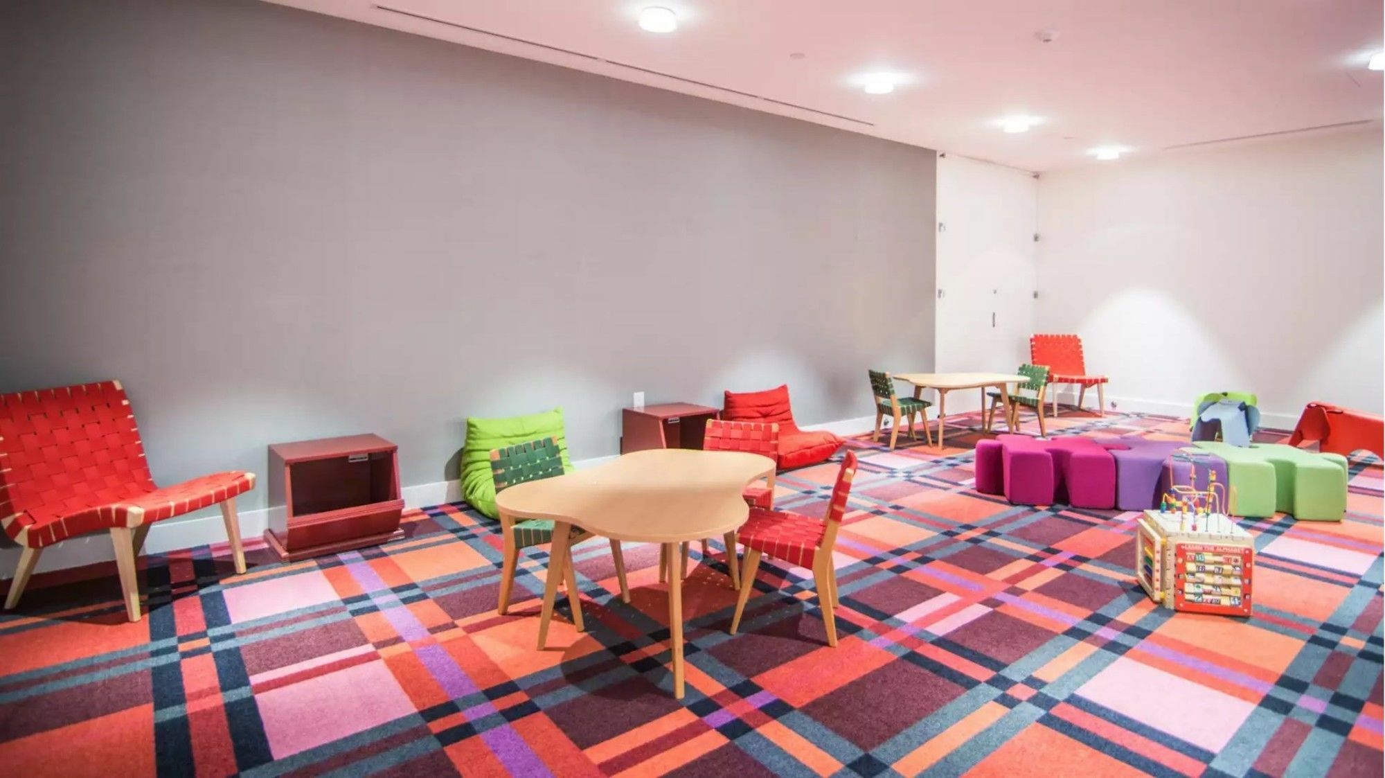 Global Luxury Suites At The Commonwealth Boston Bagian luar foto