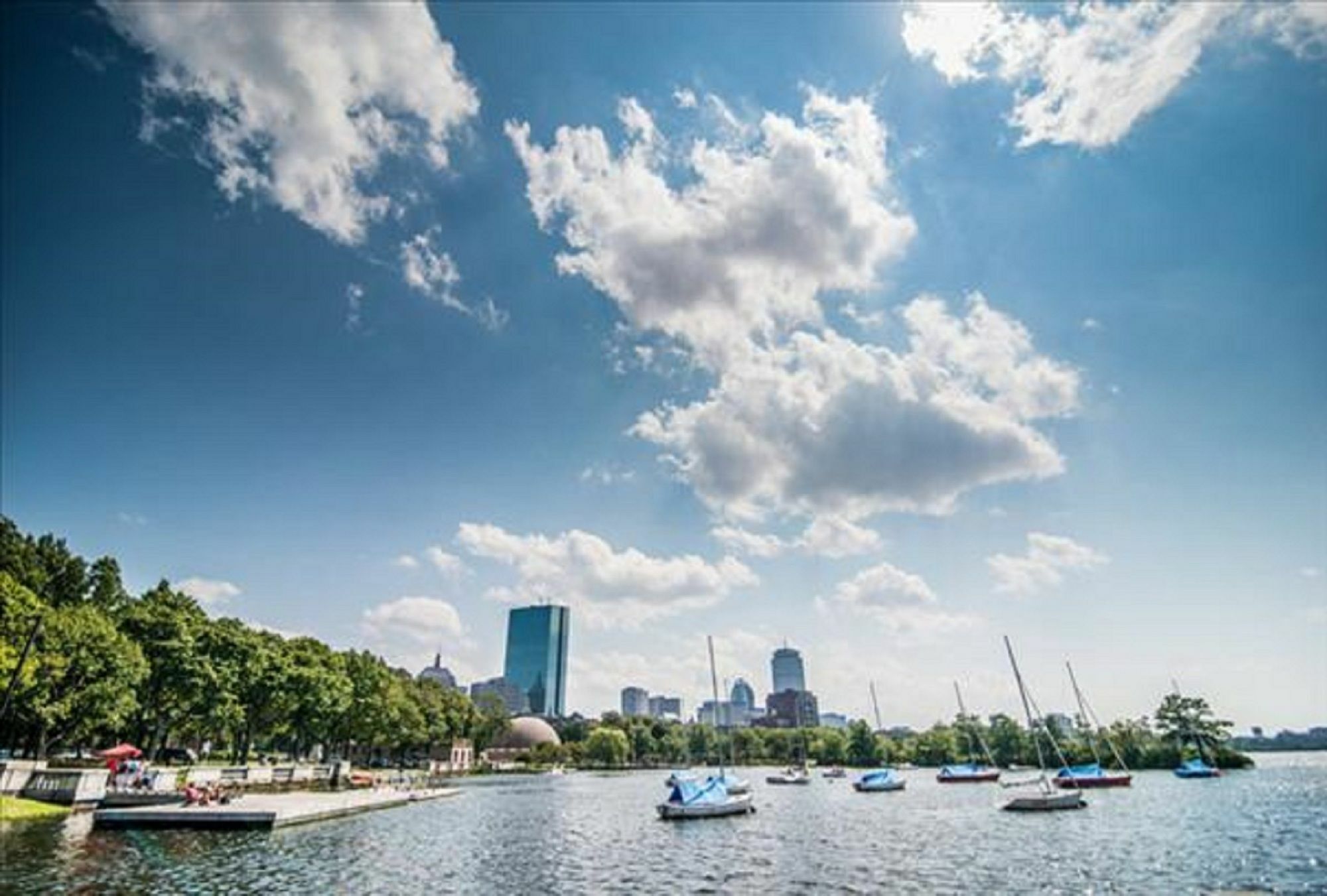 Global Luxury Suites At The Commonwealth Boston Bagian luar foto