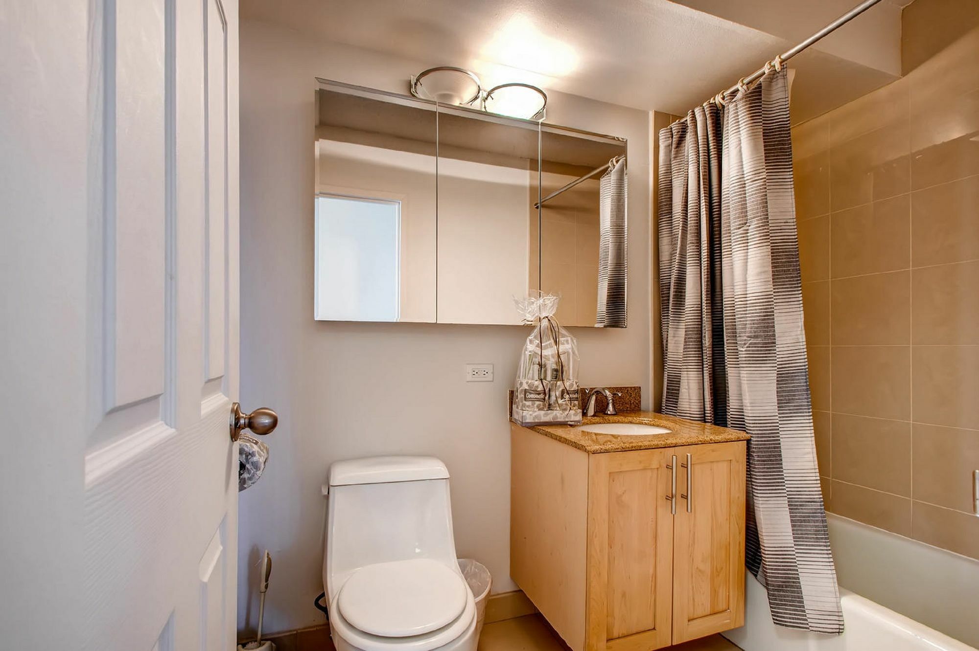 Global Luxury Suites At The Commonwealth Boston Bagian luar foto