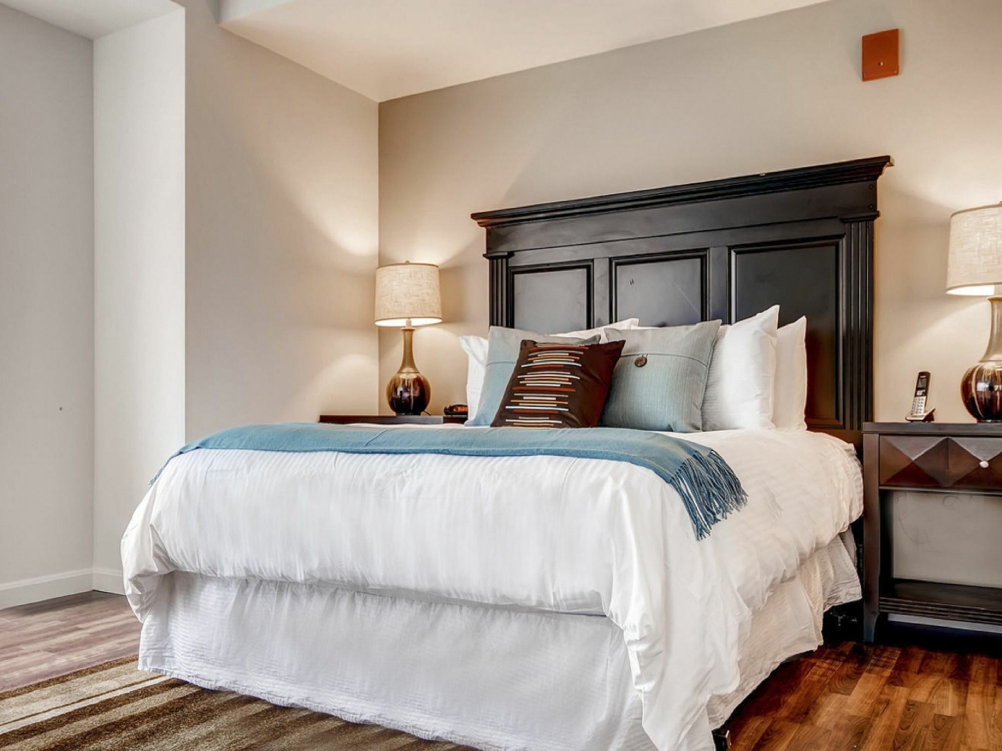 Global Luxury Suites At The Commonwealth Boston Bagian luar foto